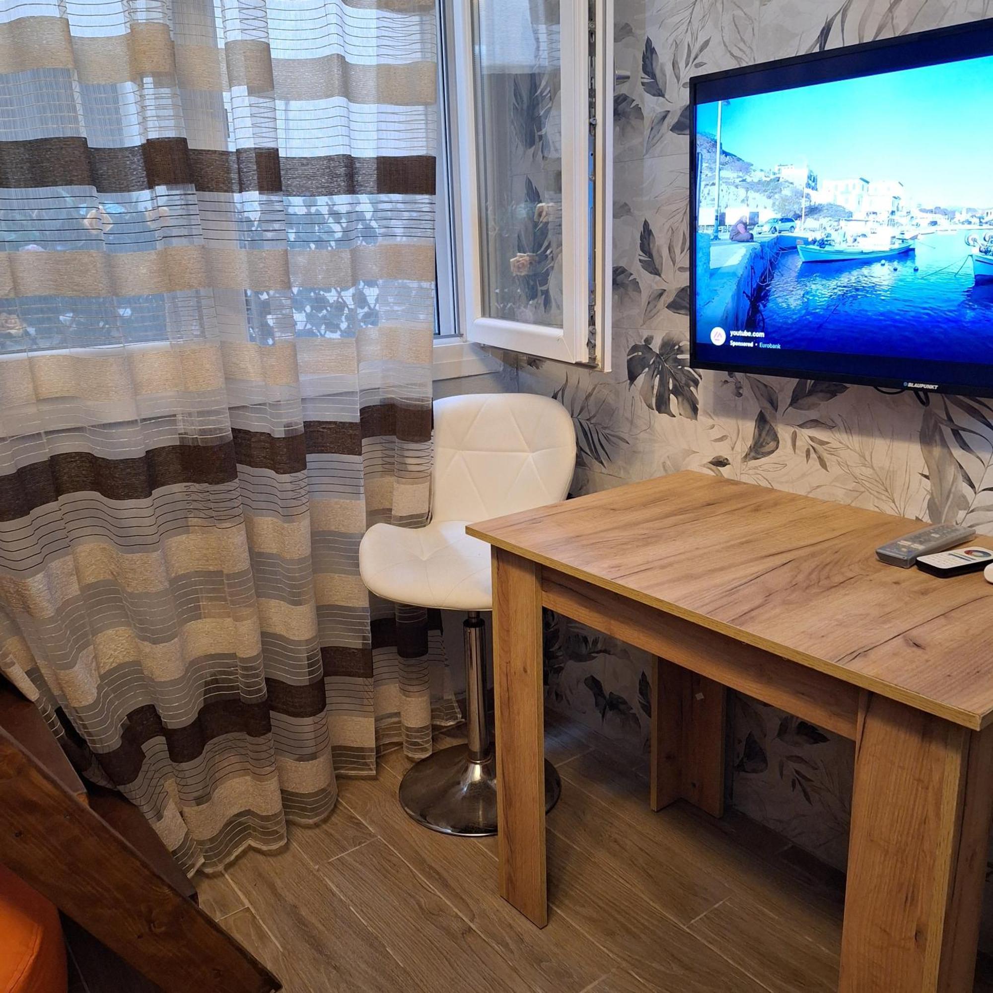 Appartamento Nederland'S Mini Studio Salonicco Esterno foto